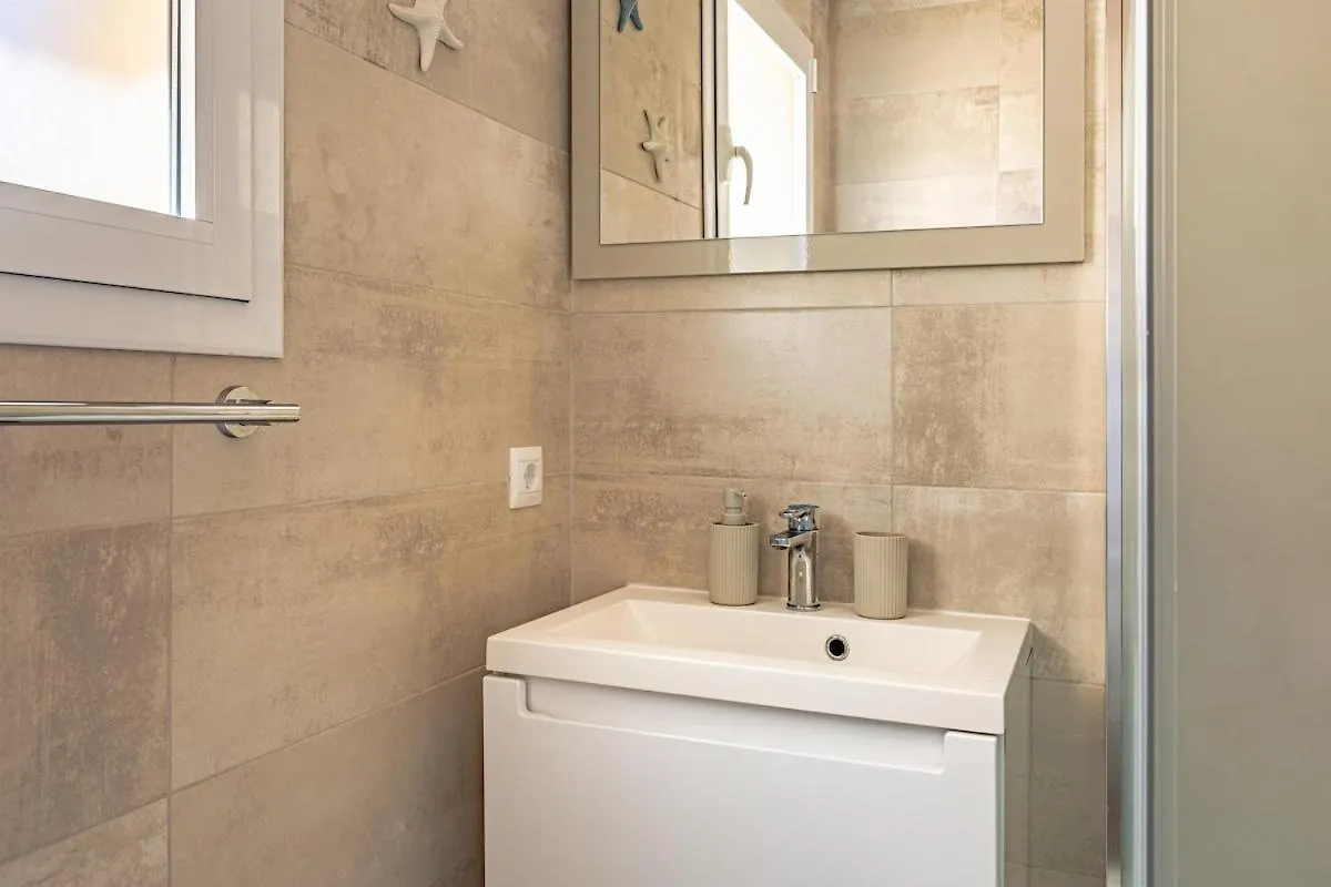 Villa Casa Florida Luxury Villa, Heated Pool, Hot Tub, Next To The Beach Marbella